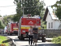 Do obce prišli hasiči zo širšieho okolia. Do obce prišli hasiči zo širšieho okolia.