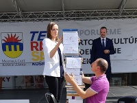 Najvyššia veža z kníh Najvyššia veža z kníh
