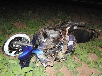 Motorkár skončil ťažko zranený v poli Motorkár skončil ťažko zranený v poli
