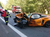 Pri zrážke dvoch áut pri Špindlerovom Mlyne zomrel jeden z vodičov Pri zrážke dvoch áut pri Špindlerovom Mlyne zomrel jeden z vodičov
