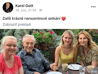 Karel Gott sa s dcérou videl v lete pri príležitosti jeho narodenín.