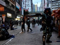 Hongkong zasiahla ďalšia vlna násilia