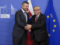 Juncker a Pellegrini slávnostne inaugurovali Európsky orgán práce. Juncker a Pellegrini slávnostne inaugurovali Európsky orgán práce.