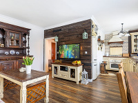 obývačka s kuchyňou