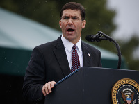 Minister obrany USA Mark Esper Minister obrany USA Mark Esper