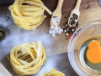 25. októbra sa oslavuje Medzinárodný deň cestovín. 