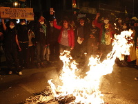 Ulice Bolívie sa naplnili demonštrantmi. 