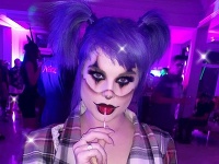 Kelly Osbourne zvolila masku sexi klauna. 