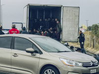 Polícia zadržala 40-ročného gruzínskeho vodiča vozidla, ktoré malo bulharské poznávacie značky Polícia zadržala 40-ročného gruzínskeho vodiča vozidla, ktoré malo bulharské poznávacie značky