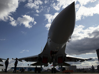 Ruské stíhačka Su-35 Ruské stíhačka Su-35
