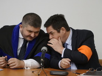 Marian Kočner (vpravo) Marian Kočner (vpravo)