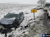 Prvý sneh na cestách sa skončil tragédiou.