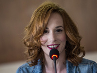 Táňa Pauhofová Táňa Pauhofová