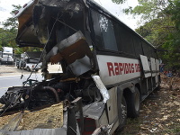 Havária autobusu v Guatemale si vyžiadala najmenej 20 obetí na životoch
