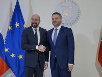 Premiér Pellegrini sa stretol so šéfom Európskej rady
