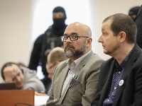 V utorok vypovedali aj Kuciakovi kolegovia. V utorok vypovedali aj Kuciakovi kolegovia.