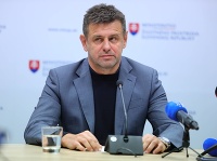 László Sólymos László Sólymos