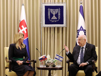 Slovenská prezidentka Zuzana Čaputová a izraelský prezident Reuven Rivlin počas stretnutia v Jeruzaleme.