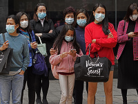 Čína žiada v boji proti koronavírusu o pomoc v podobe ochranných materiálov
