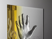 Takto bude vyzerať odtlačok ruky Karla Gotta v Muzeu Krišťálový dotek. Toto je ruka hudobného skladateľa Ennia Morriconeho.
