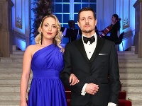 Juraj Loj sa objavil na Prešporskom bále bez partnerky Zuzany Kanócz. Juraj Loj sa objavil na Prešporskom bále bez partnerky Zuzany Kanócz.