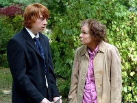 Rupert Grint a Julie Walters si spolu zahrali okrem Harryho Pottera aj v Lekciách šoférovania. 