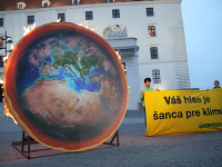 Organizácia vyzýva voličov, aby pri svojej voľbe v parlamentných voľbách zohľadňovali klimatické programy jednotlivých strán. Organizácia vyzýva voličov, aby pri svojej voľbe v parlamentných voľbách zohľadňovali klimatické programy jednotlivých strán.