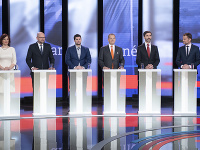 Na snímke zľava Veronika Remišová (Za ľudí), Richard Sulík (SaS), Martin Beluský (ĽSNS), Boris Kollár (Sme rodina), Juraj Blanár (Smer-SD) a Igor Matovič (OĽaNO) v televíznej diskusnej relácii O 5 minút 12 Na snímke zľava Veronika Remišová (Za ľudí), Richard Sulík (SaS), Martin Beluský (ĽSNS), Boris Kollár (Sme rodina), Juraj Blanár (Smer-SD) a Igor Matovič (OĽaNO) v televíznej diskusnej relácii O 5 minút 12