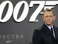 Daniel Craig ako Agent 007