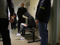 Obžalovaná Veronika Š. (druhá sprava) pred pojednávaním Obžalovaná Veronika Š. (druhá sprava) pred pojednávaním