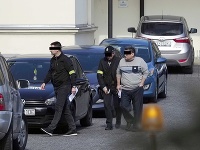 Špecializovaný trestný súd bude o vzatí do väzby piatich sudcov a ďalších troch osôb rozhodovať v sobotu Špecializovaný trestný súd bude o vzatí do väzby piatich sudcov a ďalších troch osôb rozhodovať v sobotu