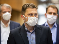 Predseda Lekárskeho odborového združenia Peter Visolajský Predseda Lekárskeho odborového združenia Peter Visolajský