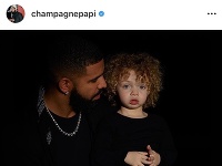 Raper Drake so svojim rozkošným synčekom. 