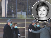 S Evou Krížikovou sa dnes lúčili v bratislavskom krematóriu. S Evou Krížikovou sa dnes lúčili v bratislavskom krematóriu.