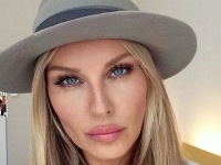 Simona Krainová Simona Krainová