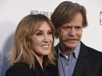 Felicity Huffman s manželom