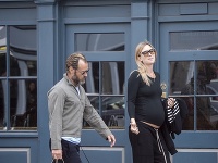 Jude Law s tehotnou manželkou Phillipou Coan