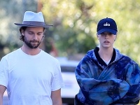 Patrick Schwarzenegger so svojou lásku. Patrick Schwarzenegger so svojou lásku.