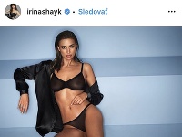 Irina Shayk sa predviedla v takejto priesvitnej podprsenke. 