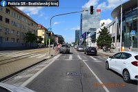 Polícia hľadá svedkov nehody, pri ktorej auto zrazilo chodkyňu Polícia hľadá svedkov nehody, pri ktorej auto zrazilo chodkyňu