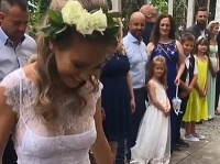 Lucie Vondráčková potešila fanúšikov zábermi zo svadby. Išlo však len o klip. 