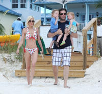 Tori Spelling s rodinou