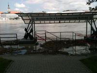 Dunaj sa vylieva na pravý breh