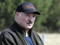 Alexander Lukašenko vyhral nedeľné prezidentské voľby. Alexander Lukašenko vyhral nedeľné prezidentské voľby.