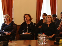 Kandidátky na predsedu Najvyššieho súdu SR (zľava) Jana Bajánková, Ivetta Macejková a Soňa Mesiarkinová Kandidátky na predsedu Najvyššieho súdu SR (zľava) Jana Bajánková, Ivetta Macejková a Soňa Mesiarkinová
