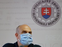 Policajný prezident Milan Lučanský odchádza z funkcie. Policajný prezident Milan Lučanský odchádza z funkcie.