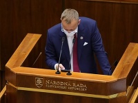 Mimoparlamentné strany reagujú na odvolávanie Borisa Kollára Mimoparlamentné strany reagujú na odvolávanie Borisa Kollára