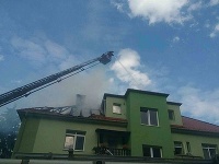 Požiar bytu v Zemianskych Kostoľanoch si vyžiadal zranenie dvoch ľudí