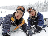 Vojta Kotek sa na Slovensku preslávil ako jeden z hlavných predstaviteľov vo filme Snowboarďáci.