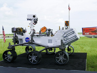 Perseverance je najväčší robotický vedecký rover.